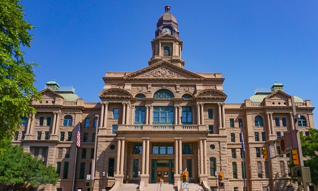 Uncovering The Hidden Charms Of Fort Worth: Exploring the City's Enchanting Neighborhoods, Architecture, And Local Culture