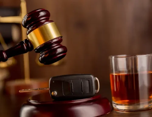Tribunales de Frank Crowley: Guía para un acusado de DWI